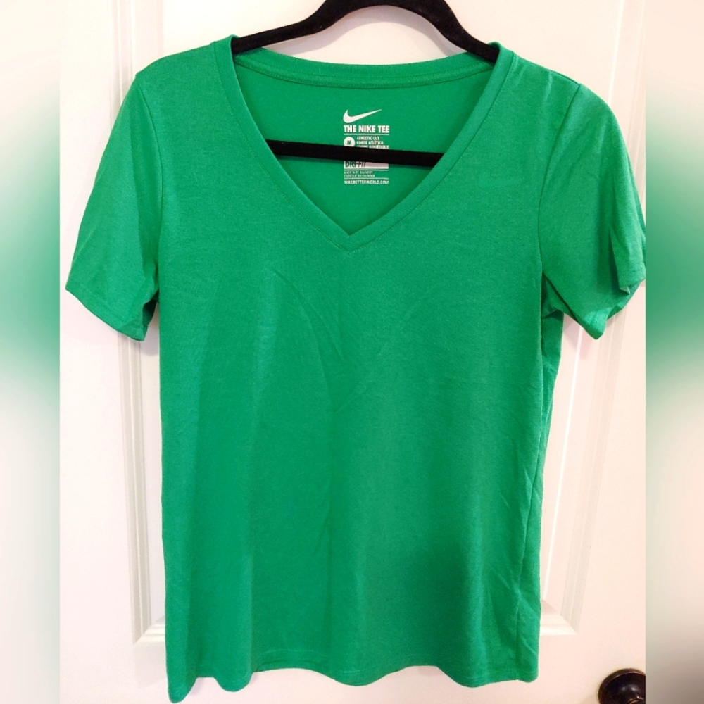Nike Tee